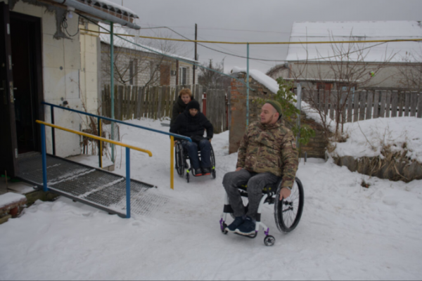 Людям з інвалідністю пропонують скористатися безкоштовними консультаціями з облаштування житла