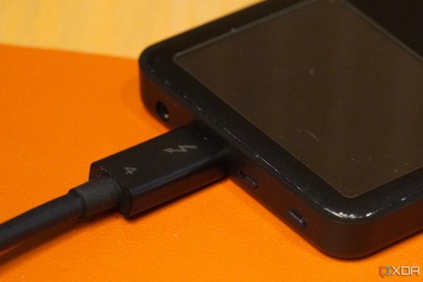 
Apple iPod Classic с SSD, USB-C и Bluetooth в 2024 году — самым трудным было открыть корпус 