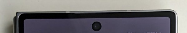 Samsung Galaxy Z Fold 6 з великими рамками показали на першому реальному фото