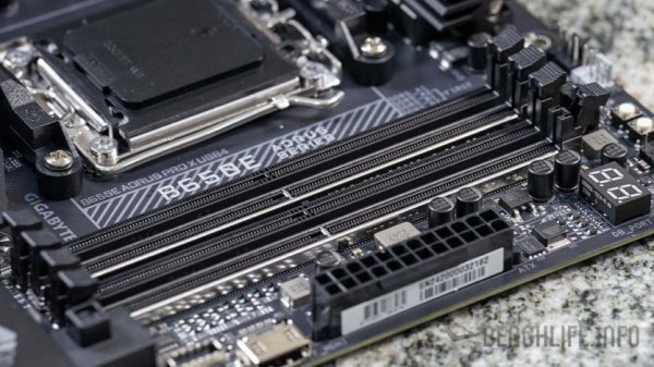 
Готова к NVIDIA RTX 5090: видеокарты весом до 58 кг выдержит новая материнская плата Gigabyte 