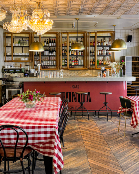 Італійська траторія Bonita у центрі Дніпра