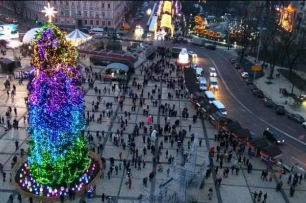 Ось якою була головна ялинка країни останні десять років