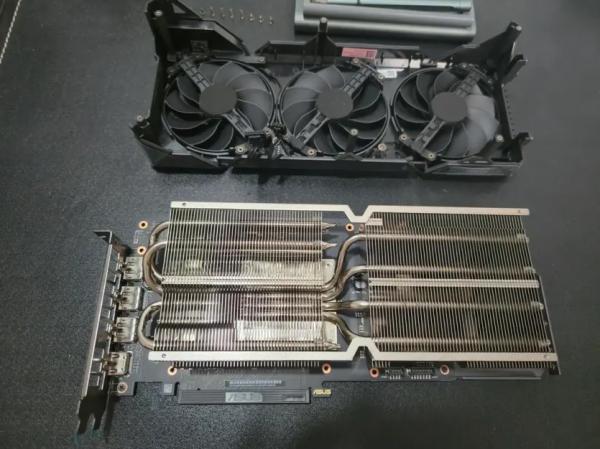 
			Энтузиаст создал бесшумную NVIDIA RTX 4060 Ti с потреблением 65 Вт			