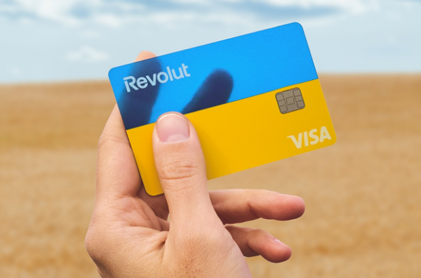 Ідентифікація через «Дію», дебетова картка. Британський необанк Revolut вводить послуги для українців