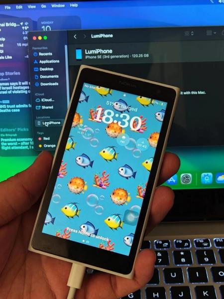 У мережі показали незвичайний телефон Nokia Lumia з "начинкою" від iPhone (фото)