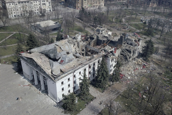 Укрпошта випустить марки, присвячені Маріуполю. Вони вкриті частинами сталі з «Азовсталі»