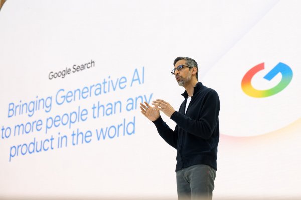 Google представляє чат-бота зі штучним інтелектом, який сигналізує про нову еру пошуку