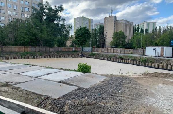 «МакДональдз» хоче звести заклад біля памʼятника у Бабиному Яру. Що кажуть у компанії