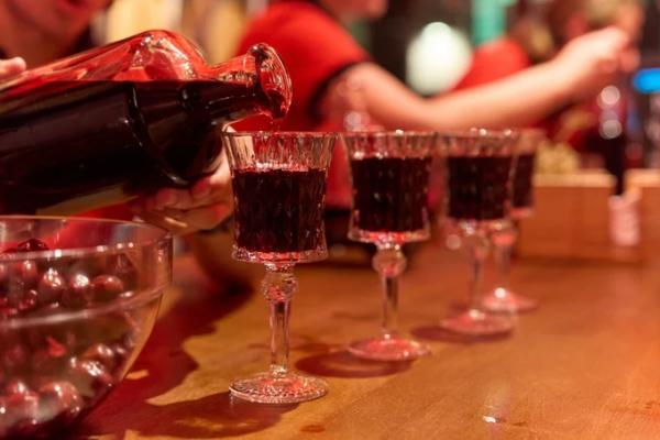 «Пʼяну вишню» відкривають в Бордо. Це перший заклад мережі у Франції