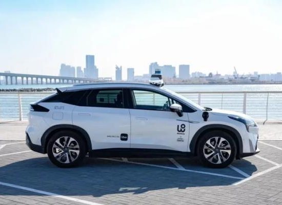 Uber планує запустити роботаксі в Європі у 2026 році