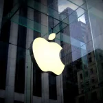Виробник iPhone розпочне виробництво електромобілів