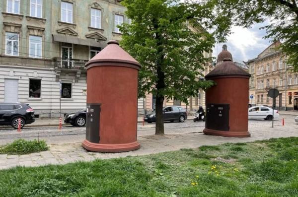 У центрі Львова висадять в’юнкі рослини, щоб вони заплели металеві підстанції