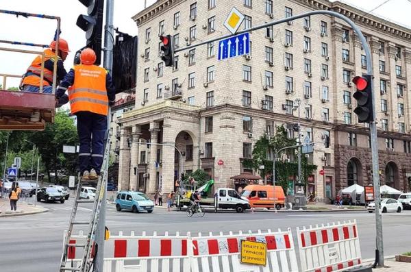 На майбутньому переході на Хрещатику встановлюють понад 10 світлофорів