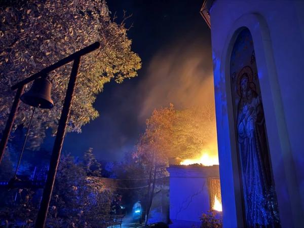 Росіяни вдарили по пологовому будинку в Одесі: постраждалих і загиблих немає