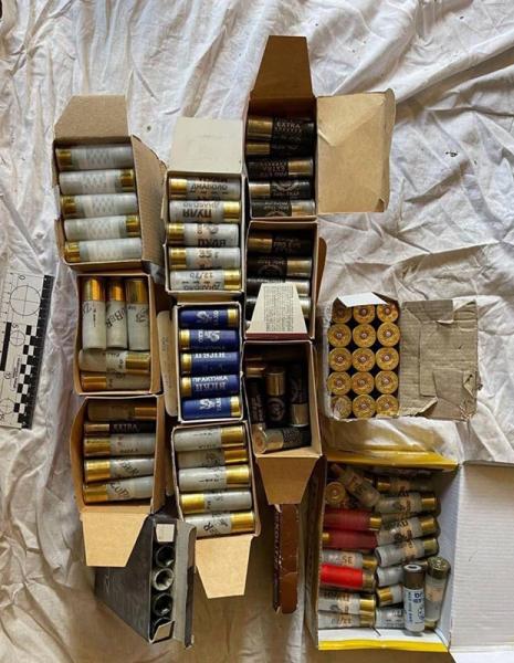 На Київщині чоловік кинув у поліцейських гранату під час виклику. Його застрелили