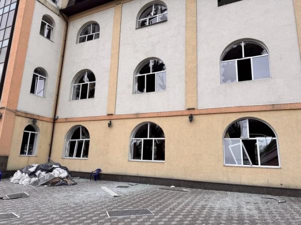 Унаслідок російської атаки в Києві пошкоджена головна мечеть Духовного управління мусульман «Умма»