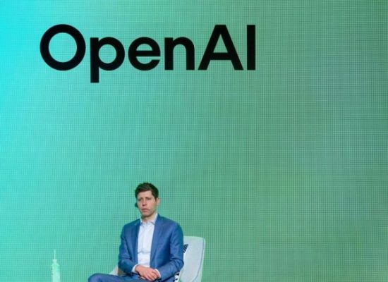 Колишній інженер OpenAI розповів про жахливі умови праці