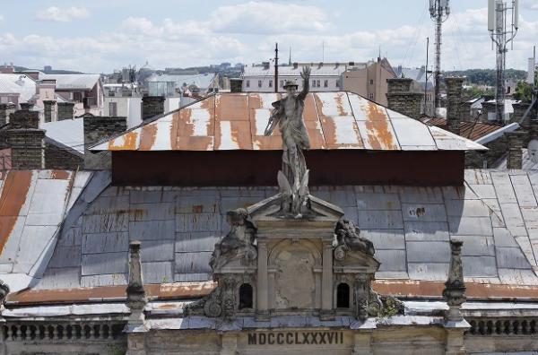 Перша виставка в новому просторі львівського артцентру «Меркурій» на Січових Стрільців