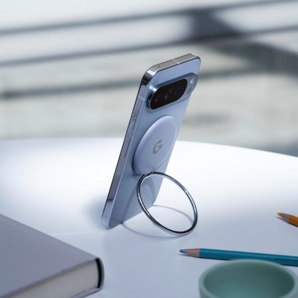 Google запускає власний «MagSafe» з PixelSnap