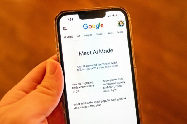 Google заперечує, що функції пошуку зі штучним інтелектом зменшують трафік веб-сайту