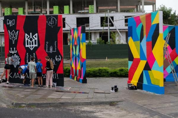 Українсько-американська художниця створила мурал в open air галереї «4/8 Gallery»