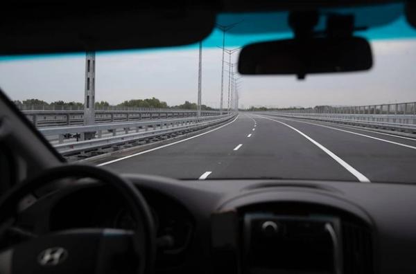 На Подільському мосту відкриють рух усіма смугами й новим тунелем