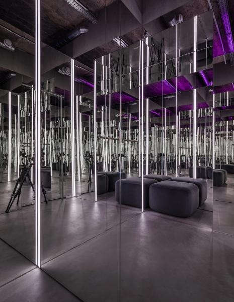 Шоурум Storage & Domaine 17 і ресторан «Стрічка». Це українські проєкти у лонглисті Dezeen Awards 2025