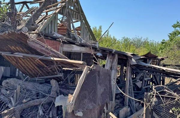 Росіяни скинули на Запоріжжя щонайменше п'ять авіабомб: повністю зруйнований приватний будинок