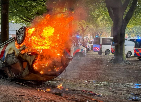 Протест проти імміграції в Гаазі переріс у зіткнення з поліцією