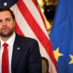 Віцепрезидент США Джей Ді Венс зазначив, що якщо Москва відмовиться від переговорів, наслідки для неї будуть надзвичайно негативними