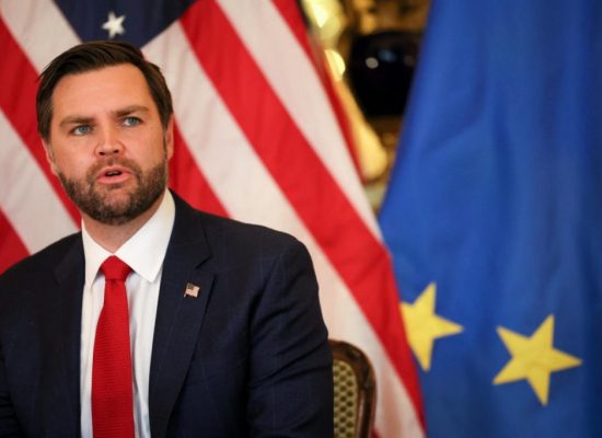 Віцепрезидент США Джей Ді Венс зазначив, що якщо Москва відмовиться від переговорів, наслідки для неї будуть надзвичайно негативними