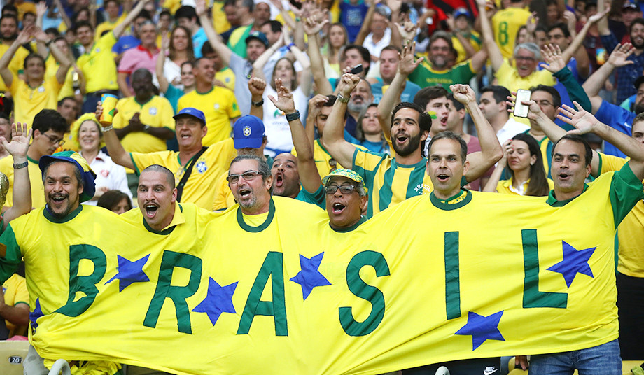 Емоції зашкалили: після історичного тріумфу фанати Понте Прета “вкрали” табло зі стадіону Понте Прета виграла перший національний трофей за 125 років у Серії C