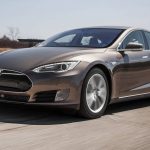Національна адміністрація безпеки дорожнього руху США (NHTSA) розпочала розслідування щодо 2,88 мільйона автомобілів Tesla, оснащених системою Full Self-Driving (FSD)