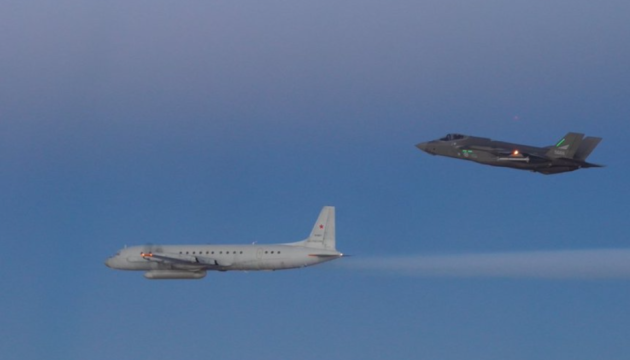 Польські винищувачі перехопили російський Іл-20 над Балтійським морем Польські винищувачі 28 жовтня перехопили російський літак Іл-20, який здійснював розвідувальну місію над Балтійським морем