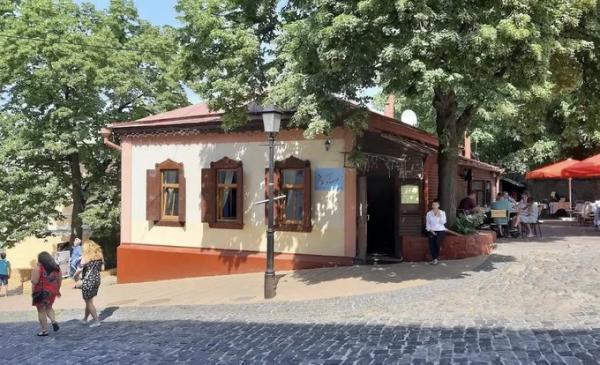 Найстарішу садибу Андріївського узвозу перебудують за десять мільйонів гривень Найстарішу садибу Андріївського узвозу перебудують за десять мільйонів гривень