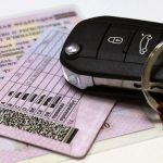 Від 1 жовтня 2025 року українські водійські права стають недійсними для громадян України, що проживають у Польщі понад 180 днів