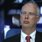 Суд у Варшаві розглядає справу проти Анджея Дуди через вислів про глядачів фільму «Зелений кордон» Візит Кирила Дмитрієва до Вашингтона може свідчити про спроби Кремля відновити економічний діалог зі США попри нові санкції та загострення напруженості через війну в Україні