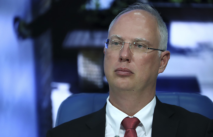 Кирило Дмитрієв відвідав США: що стоїть за візитом на тлі санкцій і війни в Україні Візит Кирила Дмитрієва до Вашингтона може свідчити про спроби Кремля відновити економічний діалог зі США попри нові санкції та загострення напруженості через війну в Україні