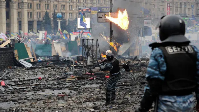 Колишній командир київського «Беркуту» отримав 10 років за приховування злочинів під час Революції Гідності Прокурори Офісу Генерального прокурора довели в суді причетність колишнього командира київського полку «Беркут»