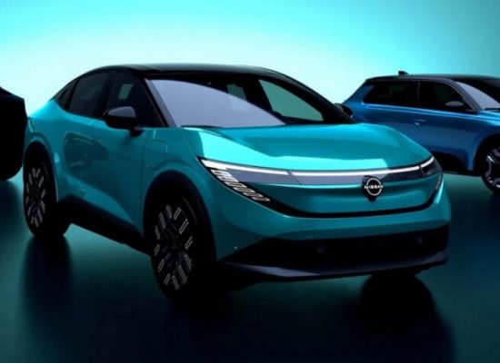 Компанія Nissan офіційно представила нове покоління електромобіля Leaf на ринку Японії.