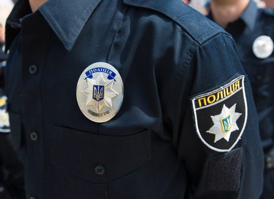 Поліція Києва розпочала кримінальне провадження за фактом смерті чоловіка, який отримав травми у приміщенні розподільчого пункту в Подільському районі столиці
