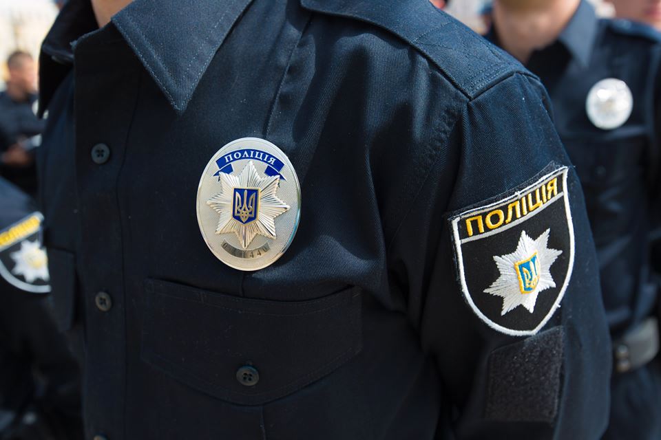 Київ: чоловік помер після травм у розподільчому пункті, поліція розслідує обставини Поліція Києва розпочала кримінальне провадження за фактом смерті чоловіка, який отримав травми у приміщенні розподільчого пункту в Подільському районі столиці