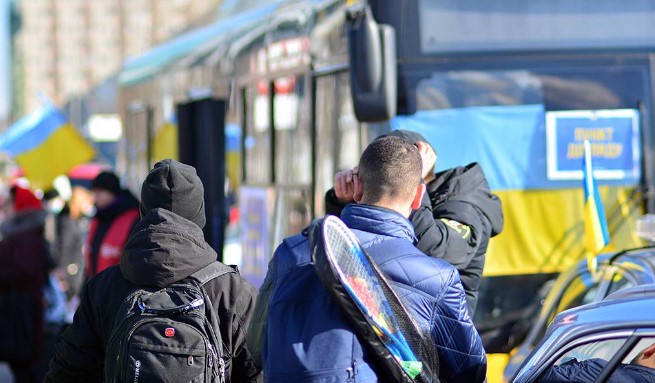 Зростання числа українських чоловіків у ЄС: Польща та Німеччина на межі суспільної напруги У Польщі та Німеччині зростає суспільна та політична напруга через різке збільшення кількості молодих українських чоловіків після пом’якшення правил виїзду