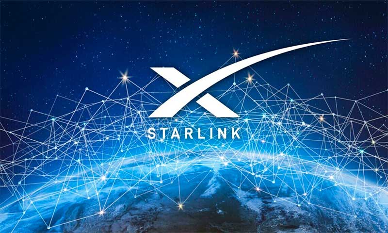 Американська компанія SpaceX суттєво знизила ціну на свою компактну супутникову антену