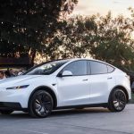 Американська компанія Tesla представила свою найдоступнішу модель електромобіля на сьогодні – Model 3 Standard