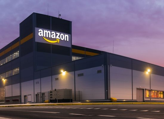 Amazon планує скоротити до 30 тисяч працівників через автоматизацію та ШІ Компанія Amazon оголосила про плани масштабних звільнень у ключових напрямах бізнесу