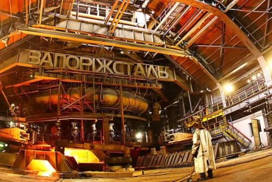 Запоріжсталь та економіка України: наслідки росту вантажних тарифів на металургію Працівники Запоріжсталі заявили, що підвищення вантажних тарифів Укрзалізниці на 40% може мати серйозні деструктивні наслідки для економіки України