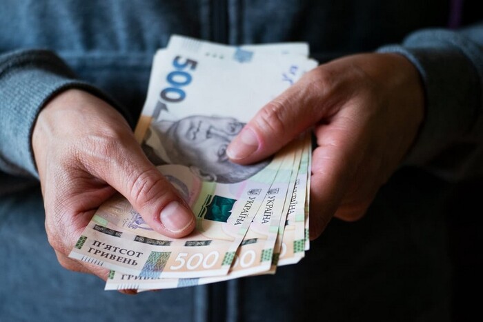 У Верховній Раді зареєстровано законопроєкт, який передбачає збільшення максимальної допомоги по безробіттю до 12 тисяч гривень