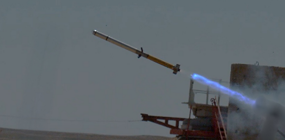 Israel Aerospace Industries модернізувала класичну протитанкову ракету LAHAT, створивши версію LAHAT Alpha з подвоєною дальністю ураження