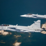 Україна планує отримати від 100 до 150 шведських винищувачів Gripen E, що є найсучаснішою версією цього бойового літака